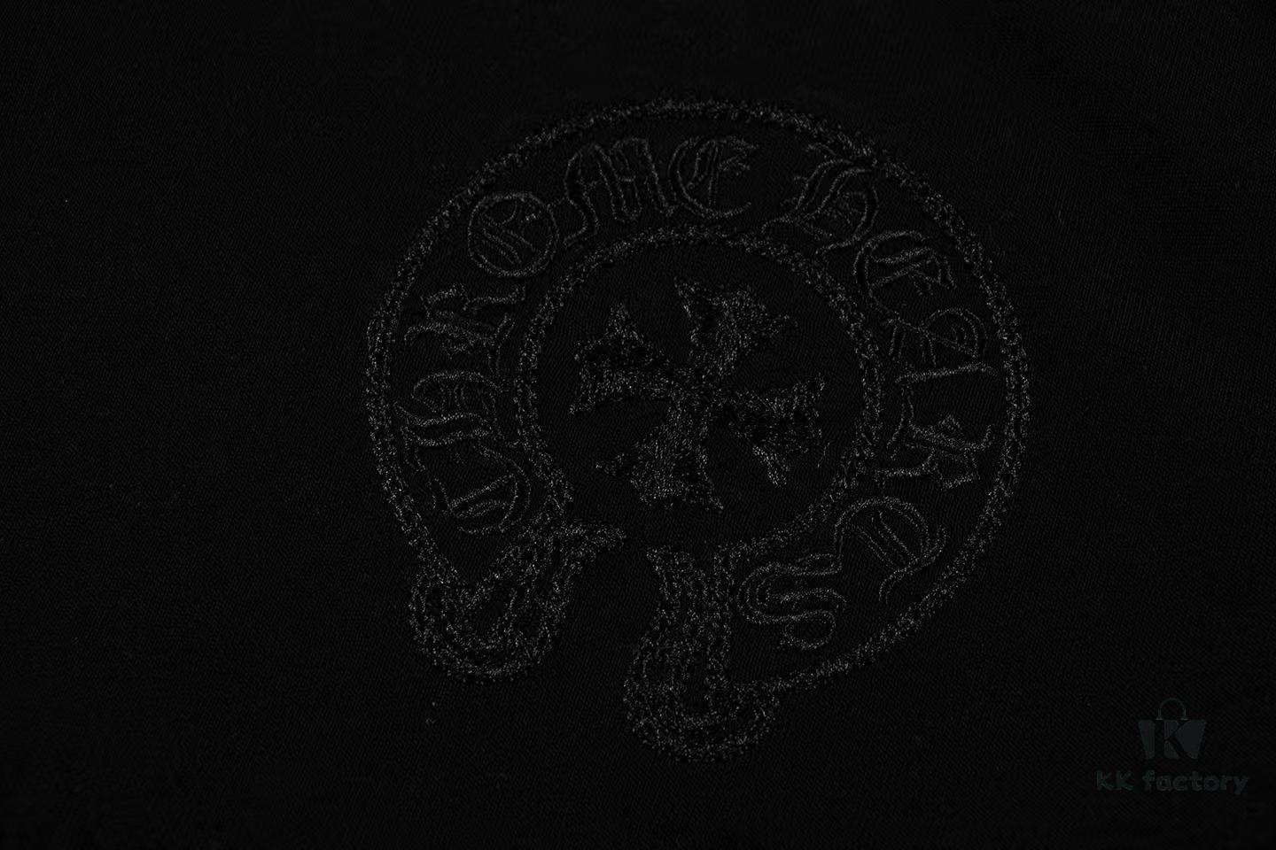 6931a404ccd8ab3d7af98478 2025 New Crocodile Heart Embroidered Short-Sleeve T-Shirt