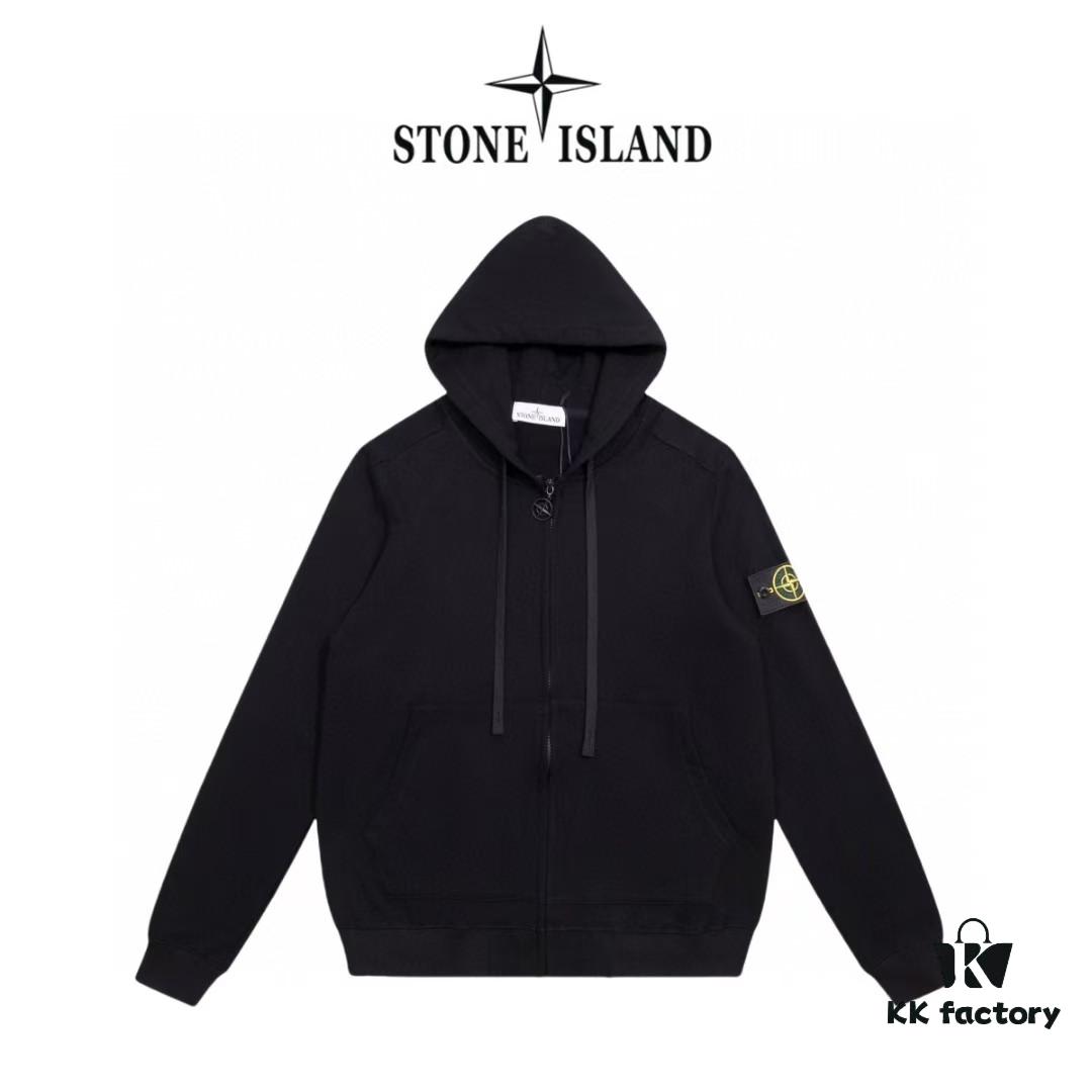 6931a422ccd8ab3d7af98646 Stone Island Hooded Zip-Up Sweatshirt Jacket with Sleeve Badge
