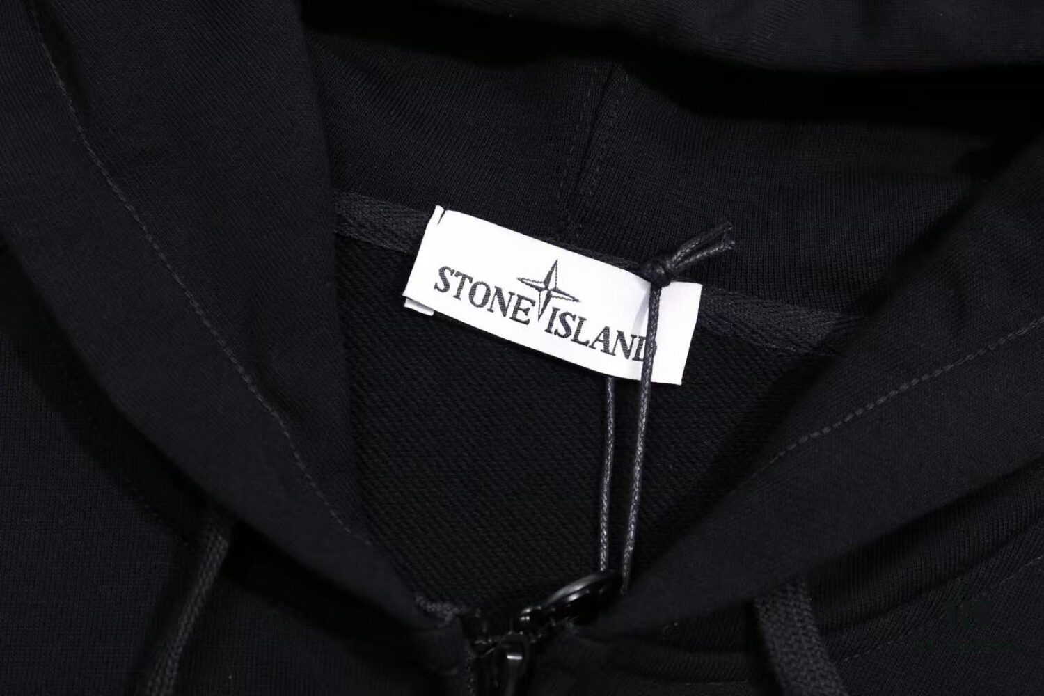 6931a422ccd8ab3d7af98649 Stone Island Hooded Zip-Up Sweatshirt Jacket with Sleeve Badge