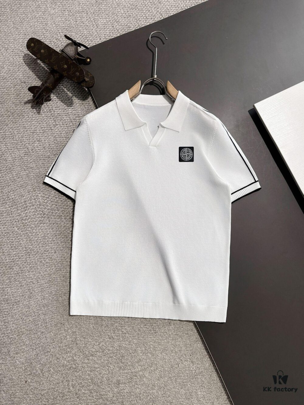 6931a427ccd8ab3d7af986b0 High-Quality Stone Island 2025 Spring/Summer New Men's Lapel Short-Sleeve T-Shirt