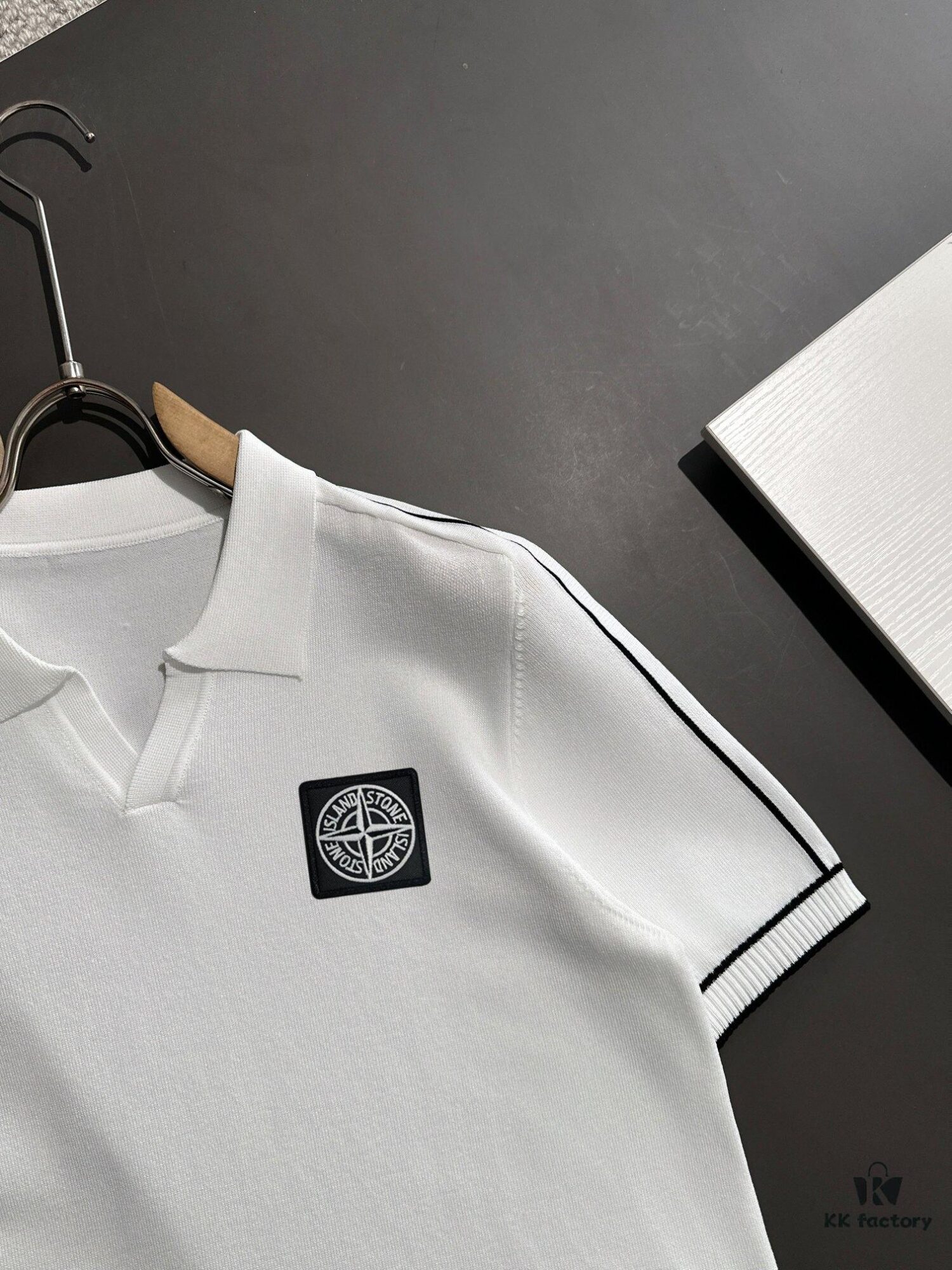 6931a427ccd8ab3d7af986b1 High-Quality Stone Island 2025 Spring/Summer New Men's Lapel Short-Sleeve T-Shirt