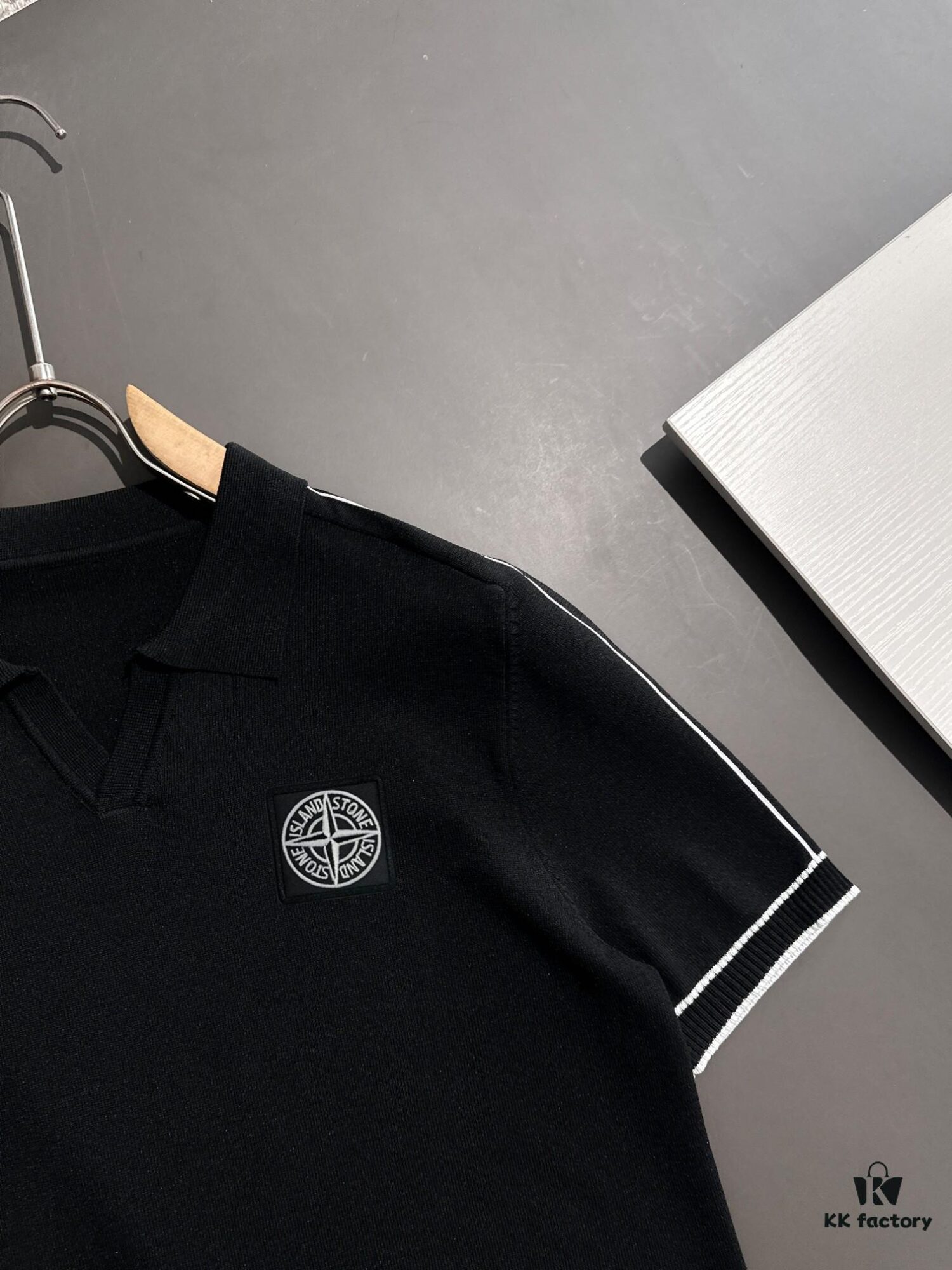 6931a428ccd8ab3d7af986ba High-Quality Stone Island 2025 Spring/Summer New Men's Lapel Short-Sleeve T-Shirt