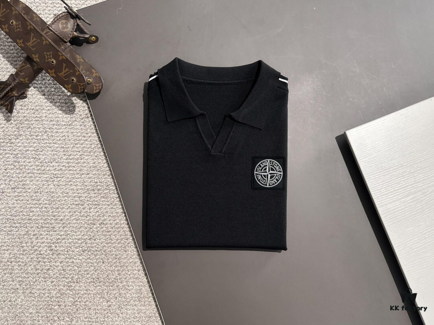 6931a428ccd8ab3d7af986c0 High-Quality Stone Island 2025 Spring/Summer New Men's Lapel Short-Sleeve T-Shirt