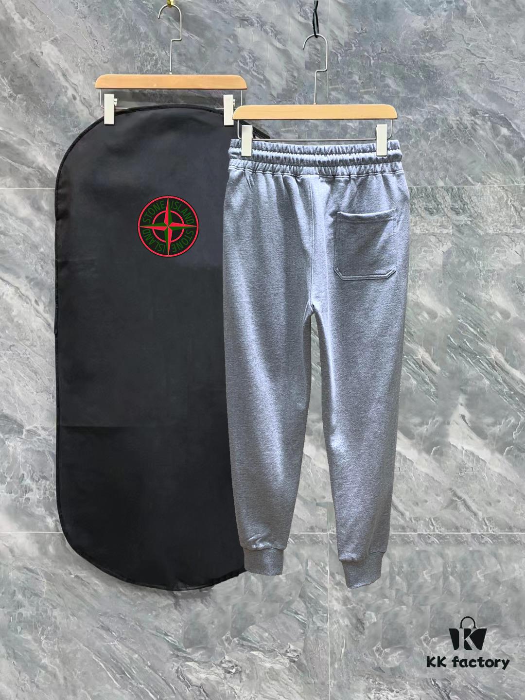 6931a429ccd8ab3d7af986cc Stone Island SS Showpiece Slim-Fit Sport Pants with Minimalist Logo, Premium Fabric from Domestic OEM Factory, 360g Weight, Universally Flattering Cut
