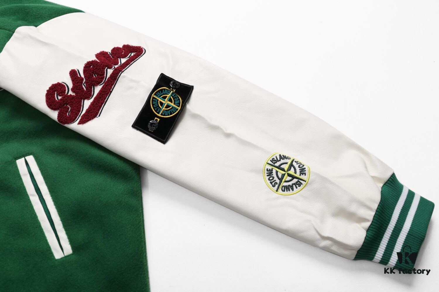 6931a42bccd8ab3d7af986f3 Stone Island 24FW Premium Leather-Patched Baseball Jacket with Embroidered Logo