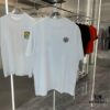 6931a42cccd8ab3d7af98709 Stone Island 2025 Early Spring New Arrival Short Sleeve T-Shirt with Hand-Customized Logo on Chest, Pure Cotton Fabric, 260g Same-Dye-Batch Material, OS Drop-Shoulder Fit, Classic Buttoned Hem, Fully Lined with Hang Tag, Collar Label and Wash Label
