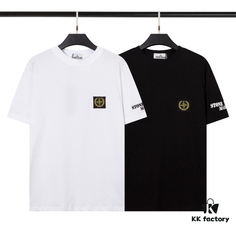 STONE ISLAND Foam Printed Letter T-Shirt in Black and White