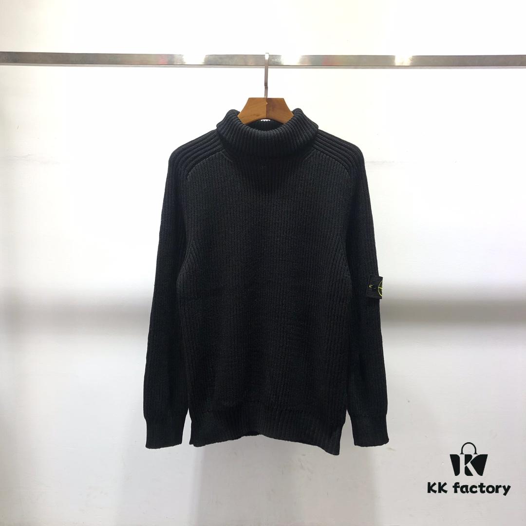 Stone Island 19 Fall/Winter Basic Model with Sleeve Logo Turtleneck Knit Sweater