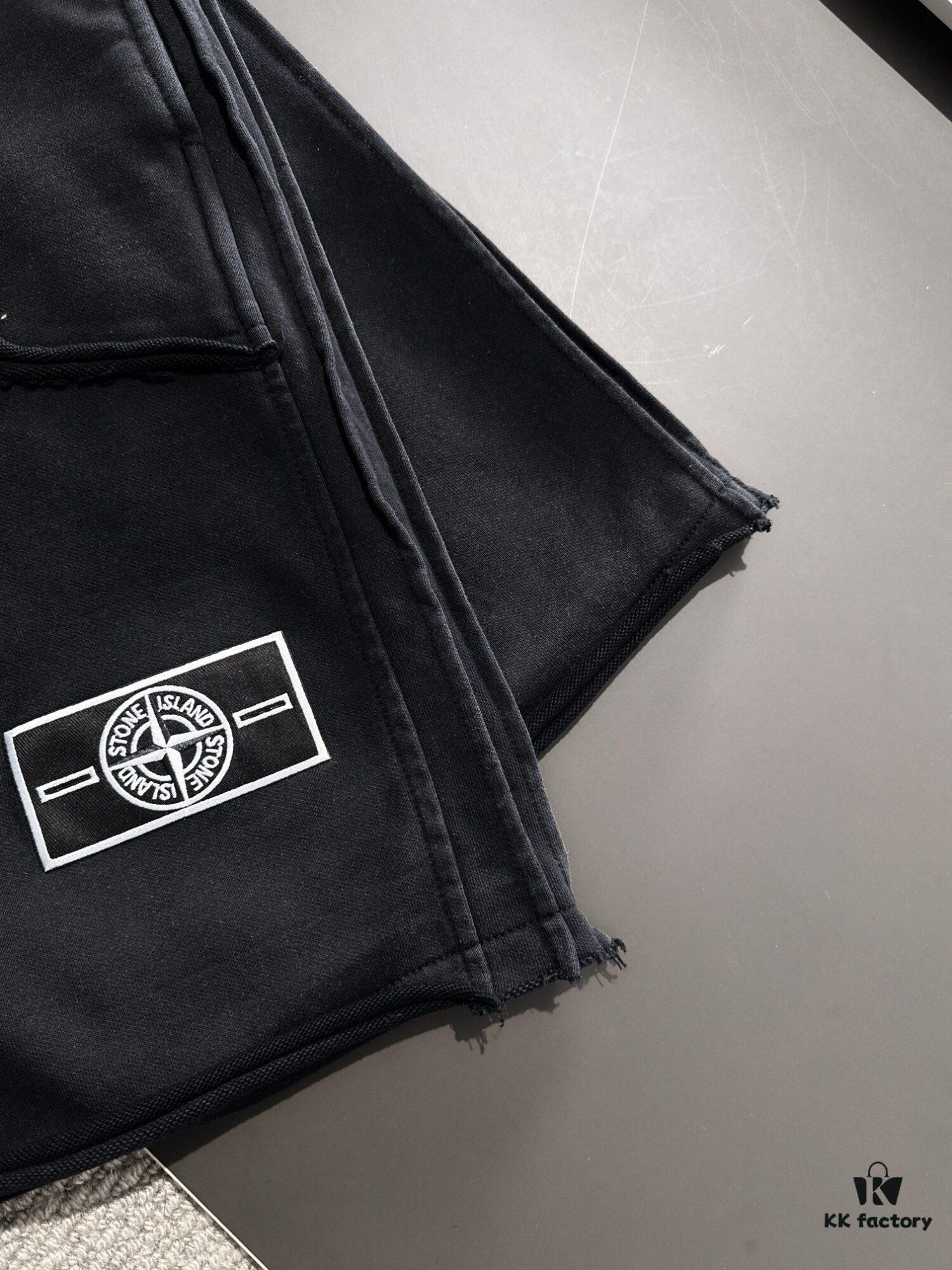 6931a464ccd8ab3d7af98b09 High-End Stone Island 2025 Spring/Summer New Casual Drawstring Shorts, Premium Counter Custom Fabric, Breathable and Comfortable, Exquisite Details, Brand Design Concept, Soft and Smooth Touch, Excellent Fit and Tailoring