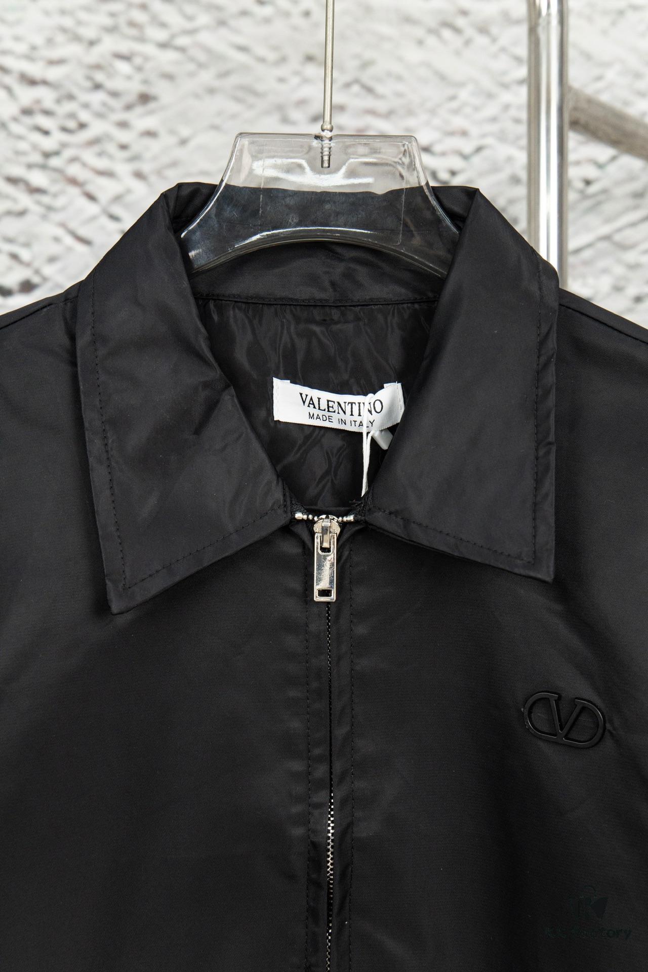 6931a468ccd8ab3d7af98b5a VALENTINO GARAVANI VLogo Signature Men's Bomber Pilot Jacket with Relaxed Shoulder and Tailored Short Fit