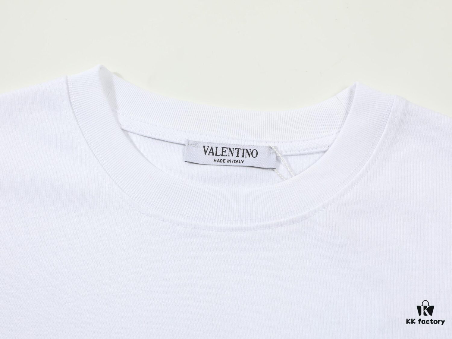 6931a46dccd8ab3d7af98bb3 VALENTINO New 3D Thick Print Short Sleeve T-Shirt