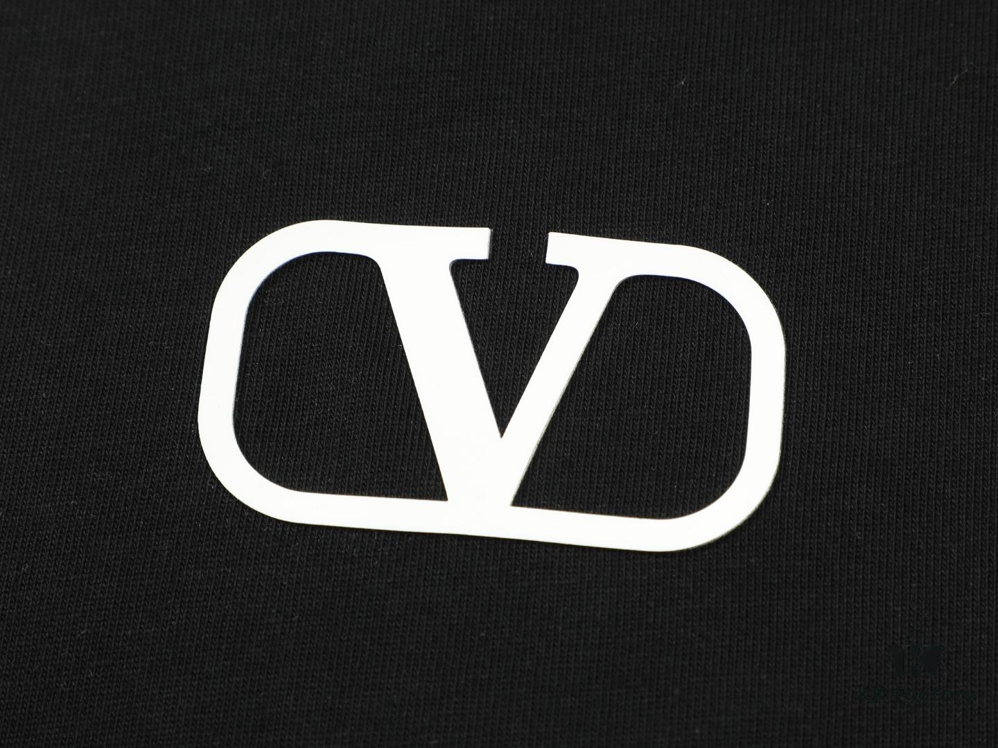 6931a46eccd8ab3d7af98bc7 VALENTINO New 3D Printed Short Sleeve T-Shirt