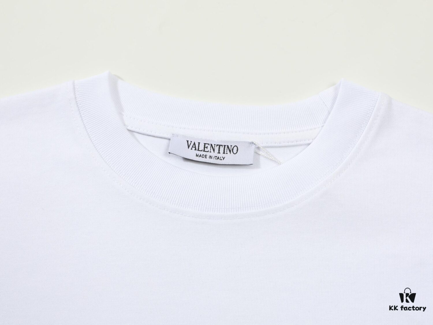 6931a46eccd8ab3d7af98bce VALENTINO New 3D Printed Short-Sleeve T-Shirt
