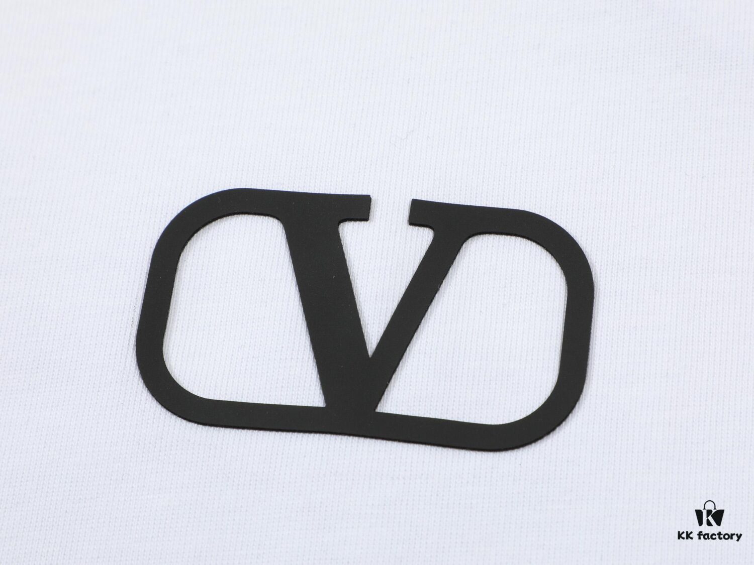 6931a46fccd8ab3d7af98bd0 VALENTINO New 3D Printed Short-Sleeve T-Shirt