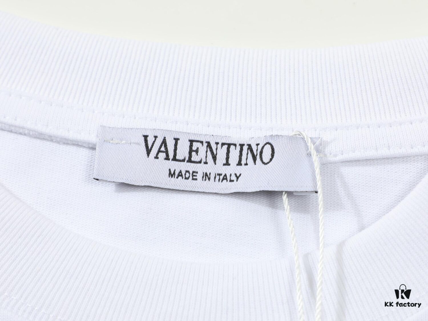 6931a470ccd8ab3d7af98be4 VALENTINO New 3D Printed Short-Sleeve T-Shirt
