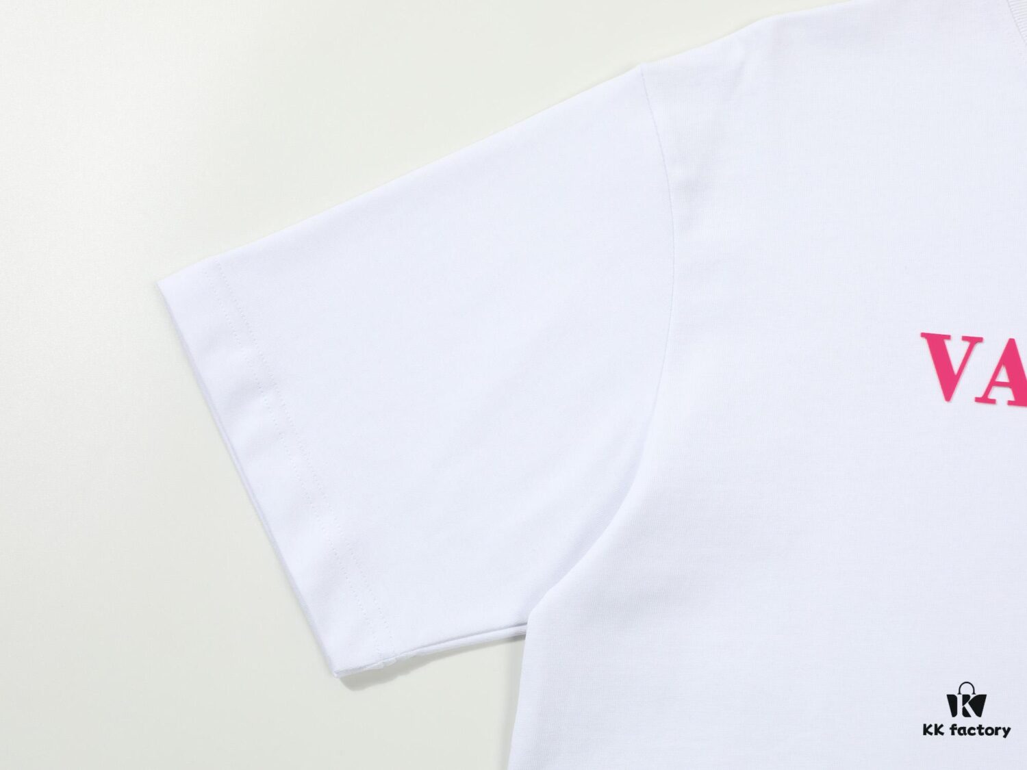 6931a470ccd8ab3d7af98be6 VALENTINO New 3D Printed Short-Sleeve T-Shirt