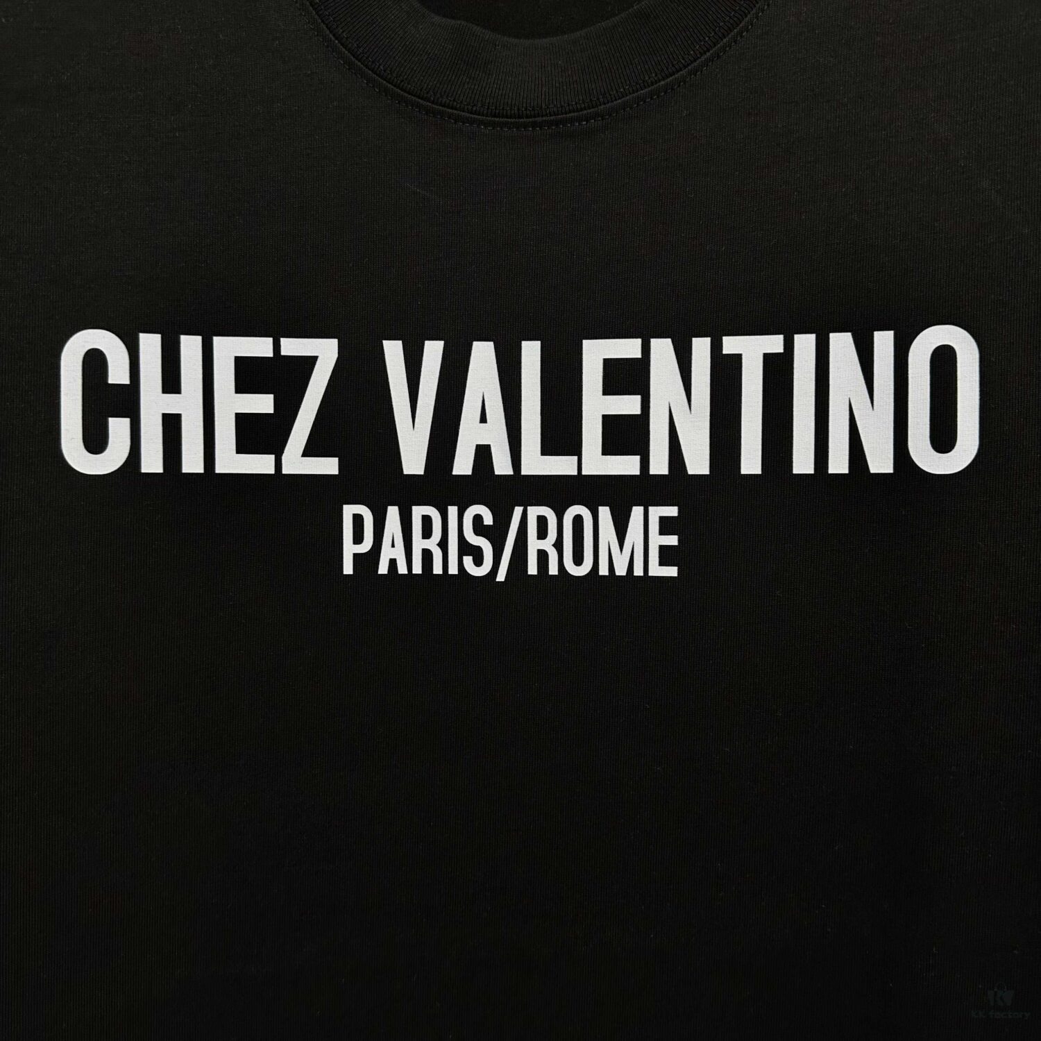 New Valentino 2025 Spring-Summer Short Sleeve T-Shirt, Heavyweight Cotton with Letter Logo Print