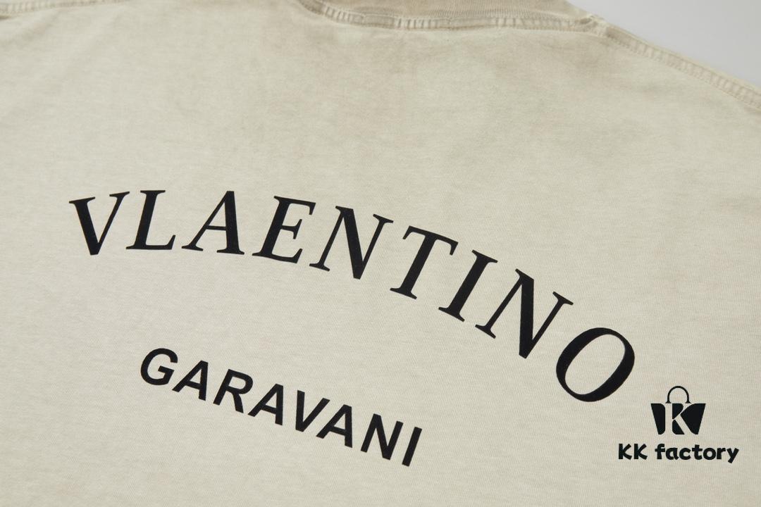 6931a474ccd8ab3d7af98c2a VAL*NTINO Huajia 25SS Spring Collection Flocked Letter Print Short Sleeve T-Shirt