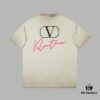 6931a475ccd8ab3d7af98c40 VALENTINO Home 25SS Spring Collection New Arrival Flocked Letter Print Short Sleeve T-Shirt