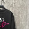 6931a478ccd8ab3d7af98c82 VALENTINO 24FW Pink Handwritten Text 3D Flocking Heavyweight Short Sleeve T-Shirt
