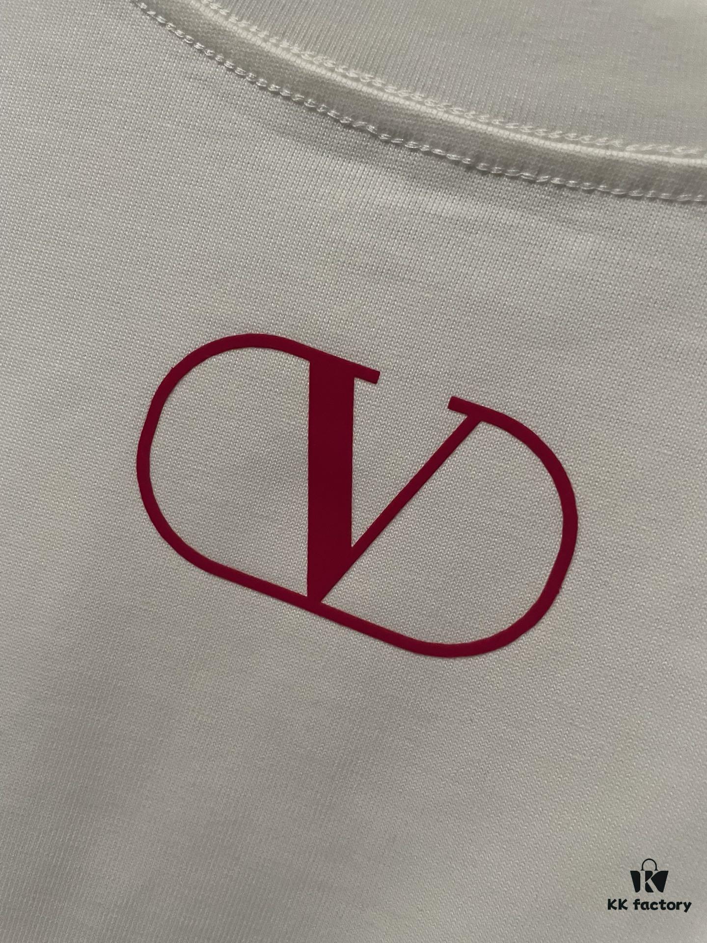 6931a479ccd8ab3d7af98c97 VALENTINO 24SS Latest Collection Flocked Logo Heavyweight Short Sleeve T-Shirt