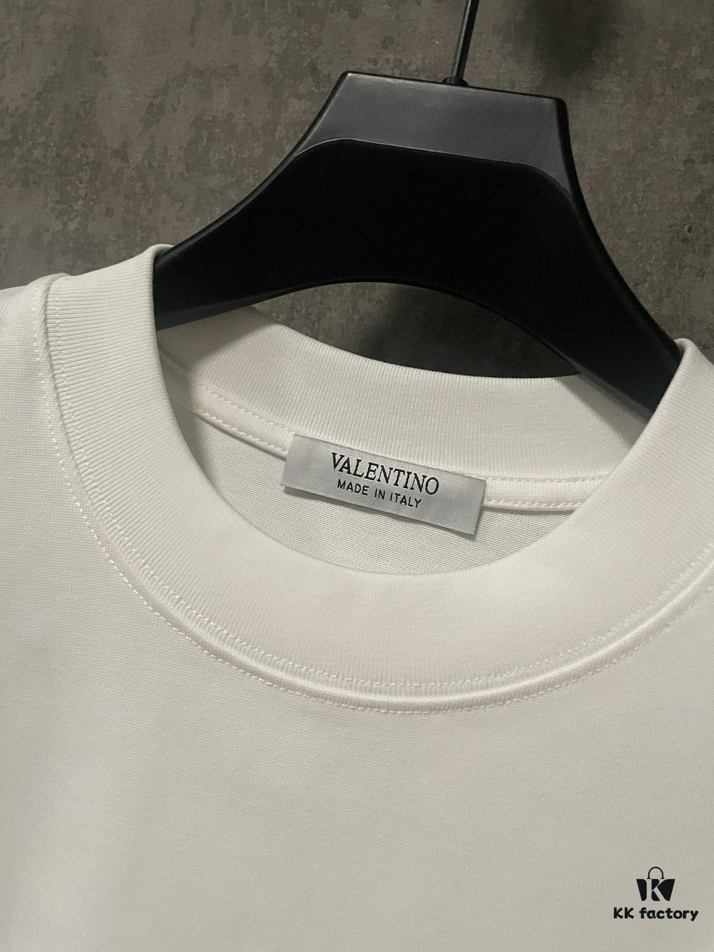 6931a479ccd8ab3d7af98c98 VALENTINO 24SS Latest Collection Flocked Logo Heavyweight Short Sleeve T-Shirt