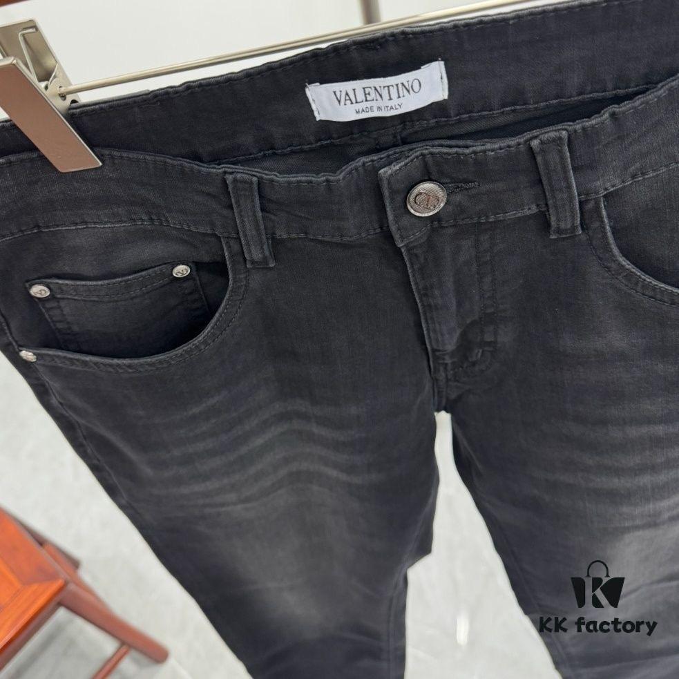 6931a480ccd8ab3d7af98cf2 2025 Spring/Summer European Boutique New Arrival Premium Replica-Level Overseas Trade Order Source Top-Quality Original Order High-End Men's Fashion Slim-Fit Slight Straight Leg Denim Jeans