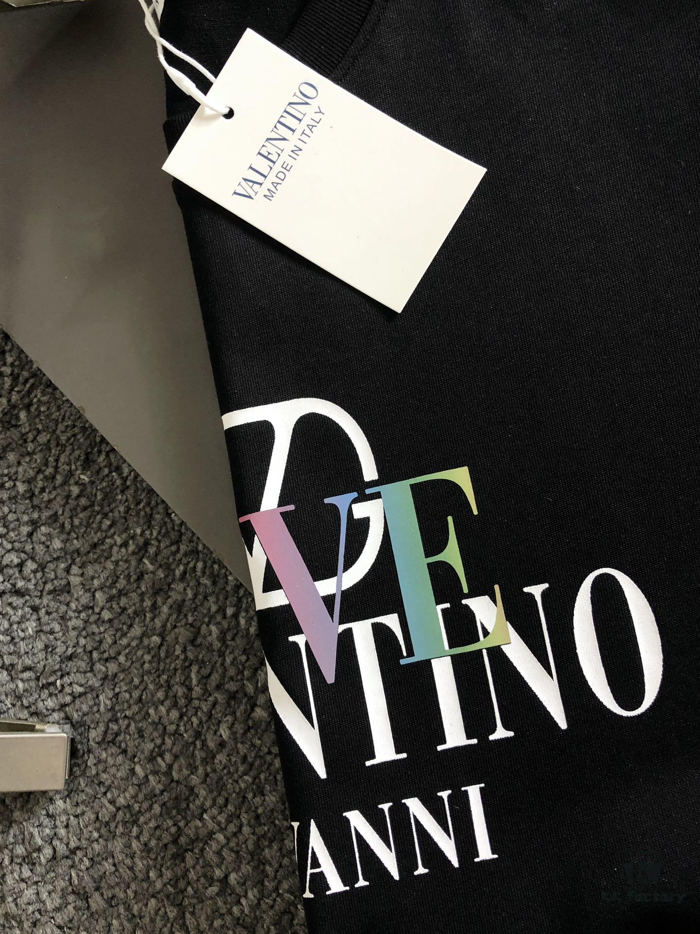 6931a485ccd8ab3d7af98d30 Valentino 2025 Latest Print Short Sleeve T-Shirt, High-Quality Cabinet Original Order, Top-Tier Craftsmanship with Imported Fabric