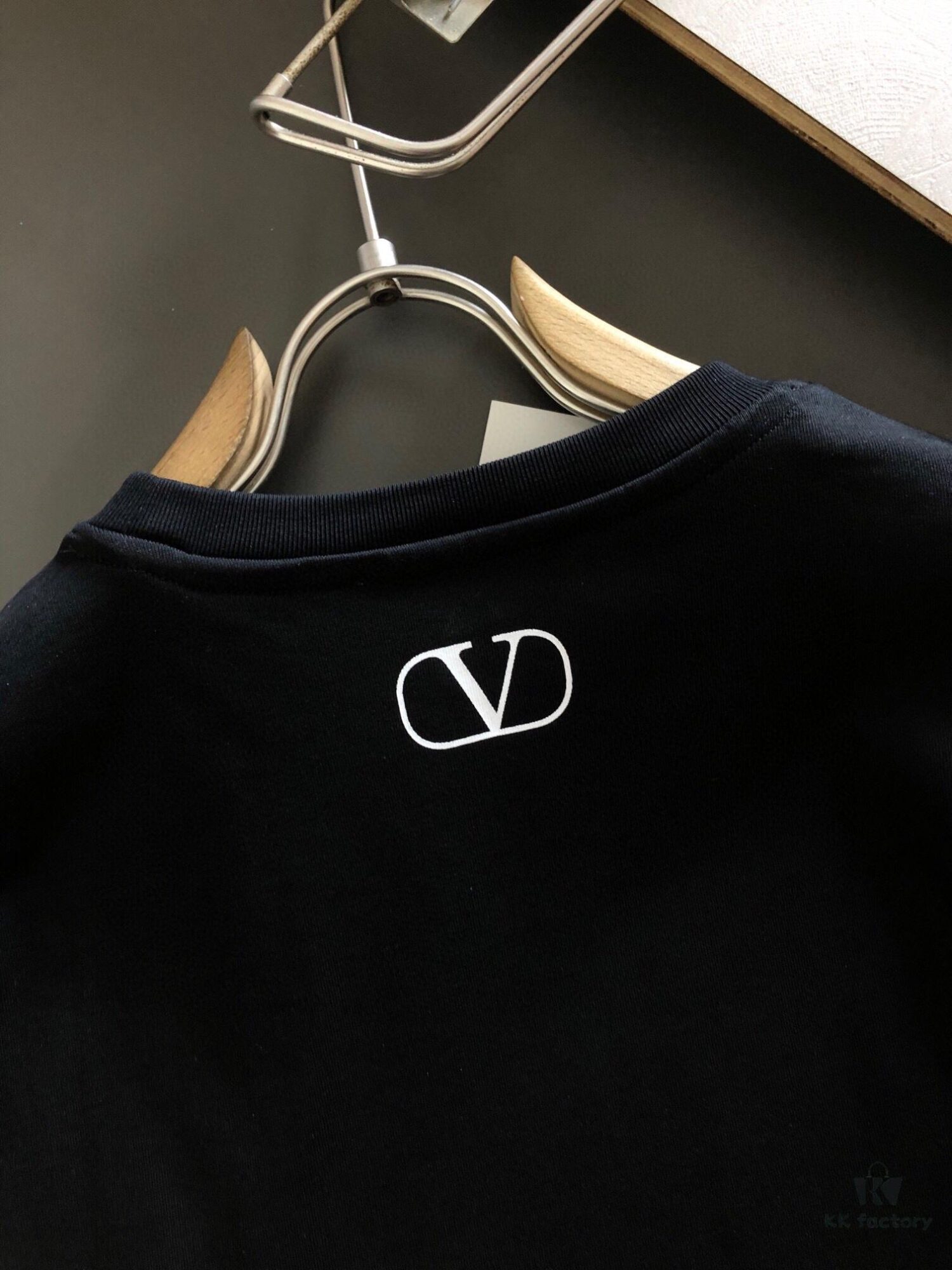 6931a486ccd8ab3d7af98d3d Valentino 2025 Latest Print Short Sleeve T-Shirt, High-Quality Cabinet Original Order, Top-Tier Craftsmanship with Imported Fabric