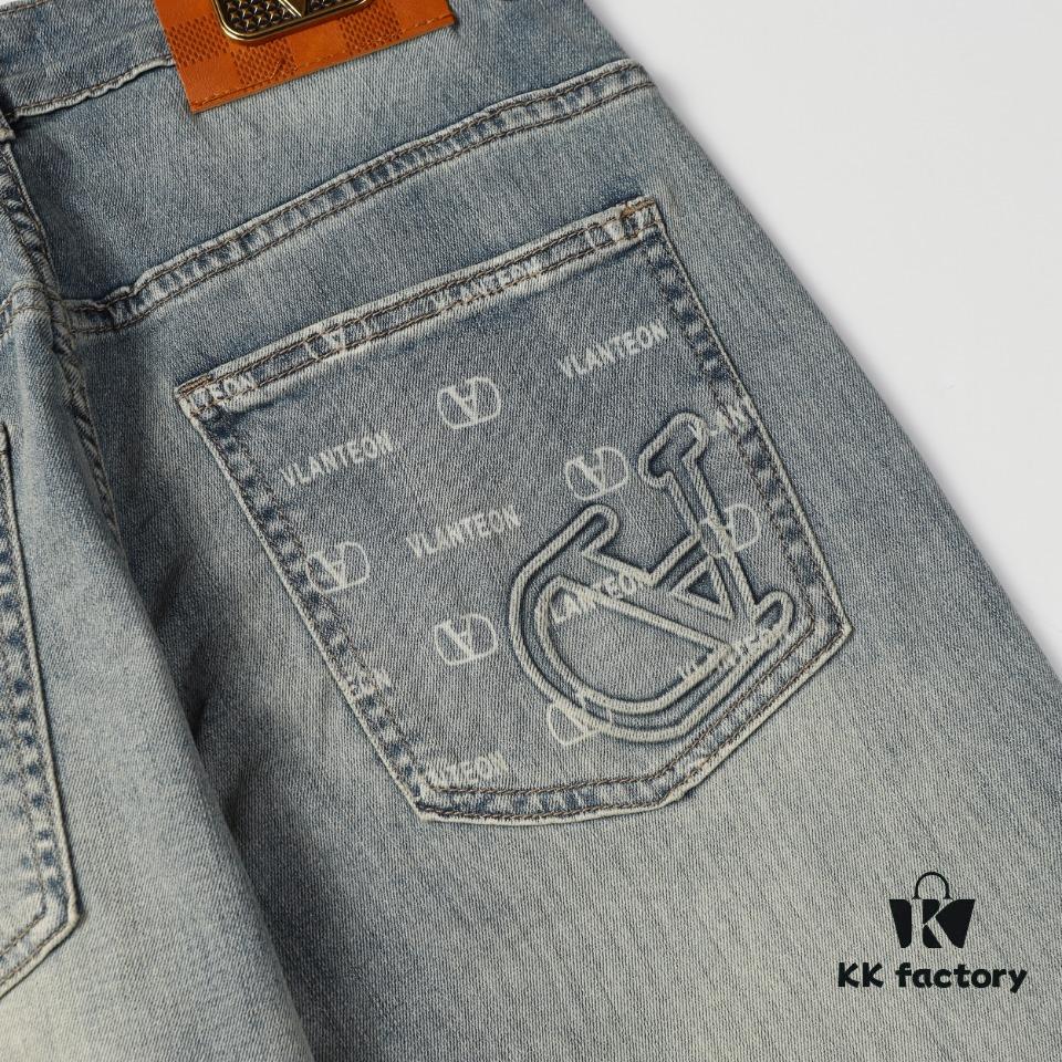 6931a487ccd8ab3d7af98d4f Valentino - 2024 New Arrival Straight-Leg Denim Jeans, Latest Luxury Collection, Imported Italian Denim Fabric