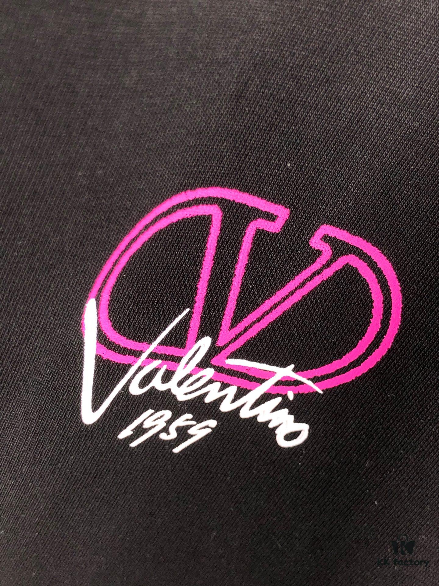 6931a488ccd8ab3d7af98d5e Valentino 2025 Spring/Summer New Arrival Round Neck Short Sleeve T-Shirt with Color-Lift 3D Thick-Plate Printing Technique, Made from 320g Double-Yarn Combed Cotton Fabric, Slightly Loose Unisex Fit