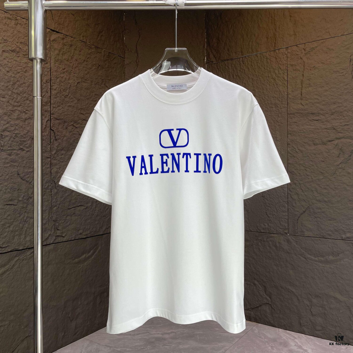 6931a488ccd8ab3d7af98d6a VALENTINO 2025 Spring Summer New Arrival Short Sleeve T-Shirt Heavyweight Cotton Flocked Logo