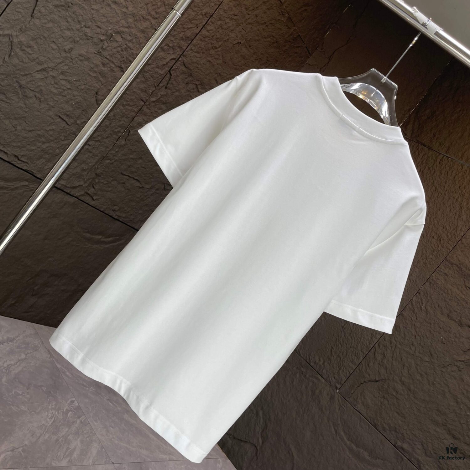 6931a489ccd8ab3d7af98d71 VALENTINO 2025 Spring Summer New Arrival Short Sleeve T-Shirt Heavyweight Cotton Flocked Logo