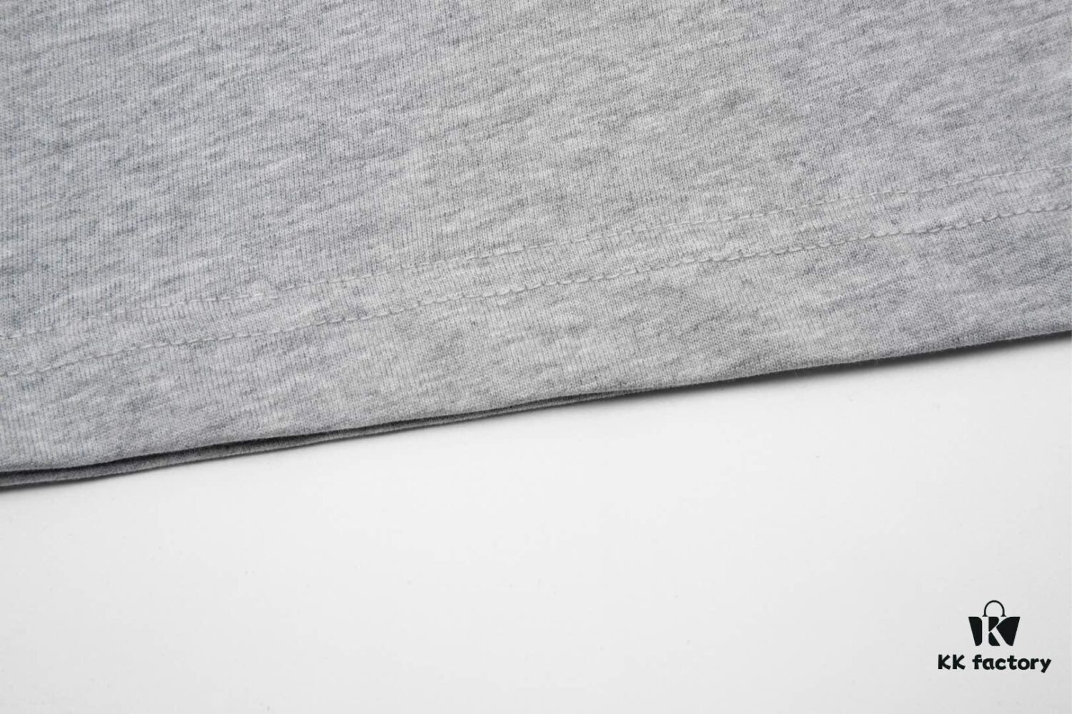 6931a48dccd8ab3d7af98dcc High-Quality BOTTEGA VENETA Rabbit Print Short-Sleeve T-Shirt, Premium Heavyweight Cotton Fabric, Front Graphic Print, Three Labels Included, Loose Fit, Soft Material, Unisex Design, 1:1 Replication