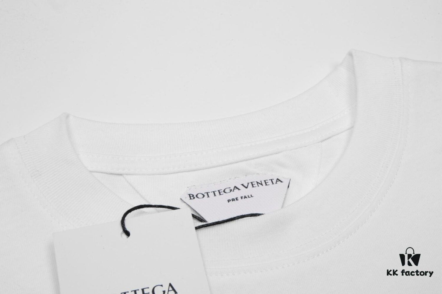 6931a48eccd8ab3d7af98dd1 High-Quality BOTTEGA VENETA Rabbit Print Short-Sleeve T-Shirt, Premium Heavyweight Cotton Fabric, Front Print Design, Authentic 1:1 Replication, Unisex Loose Fit