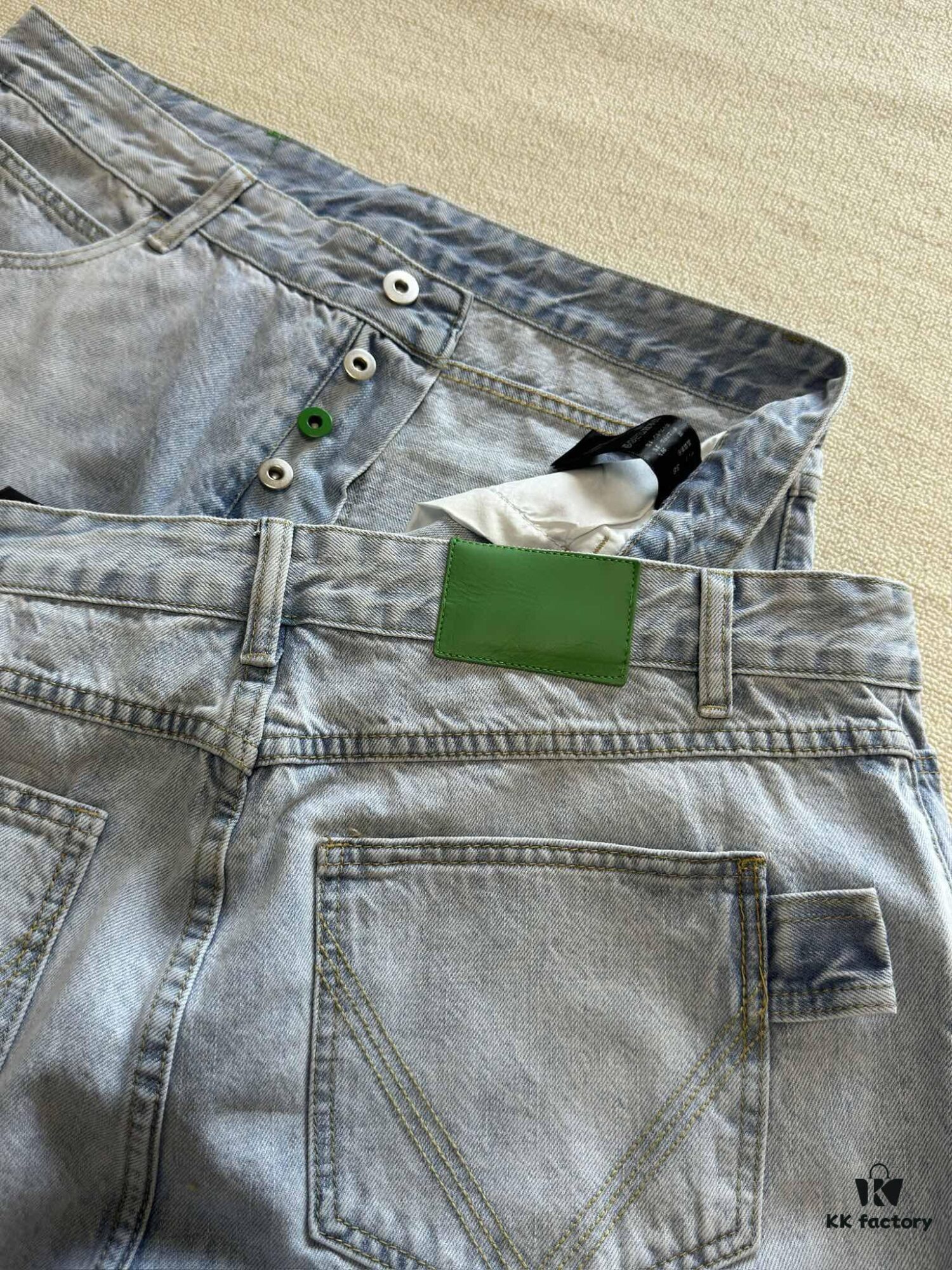 6931a496ccd8ab3d7af98e6b Bottega Veneta BV09 SS23 Solid Color Mid-Rise Zippered Straight Jeans Unisex Denim Trousers