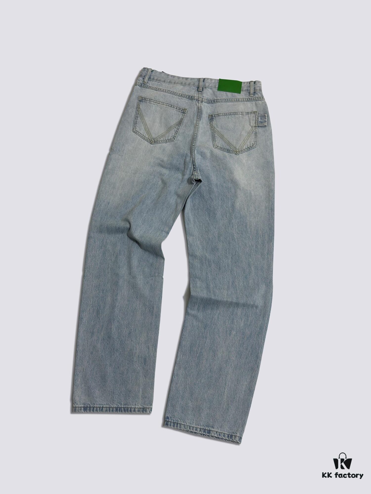 6931a497ccd8ab3d7af98e76 Bottega Veneta BV09 SS23 Solid Color Mid-Rise Zippered Straight Jeans - Unisex Denim