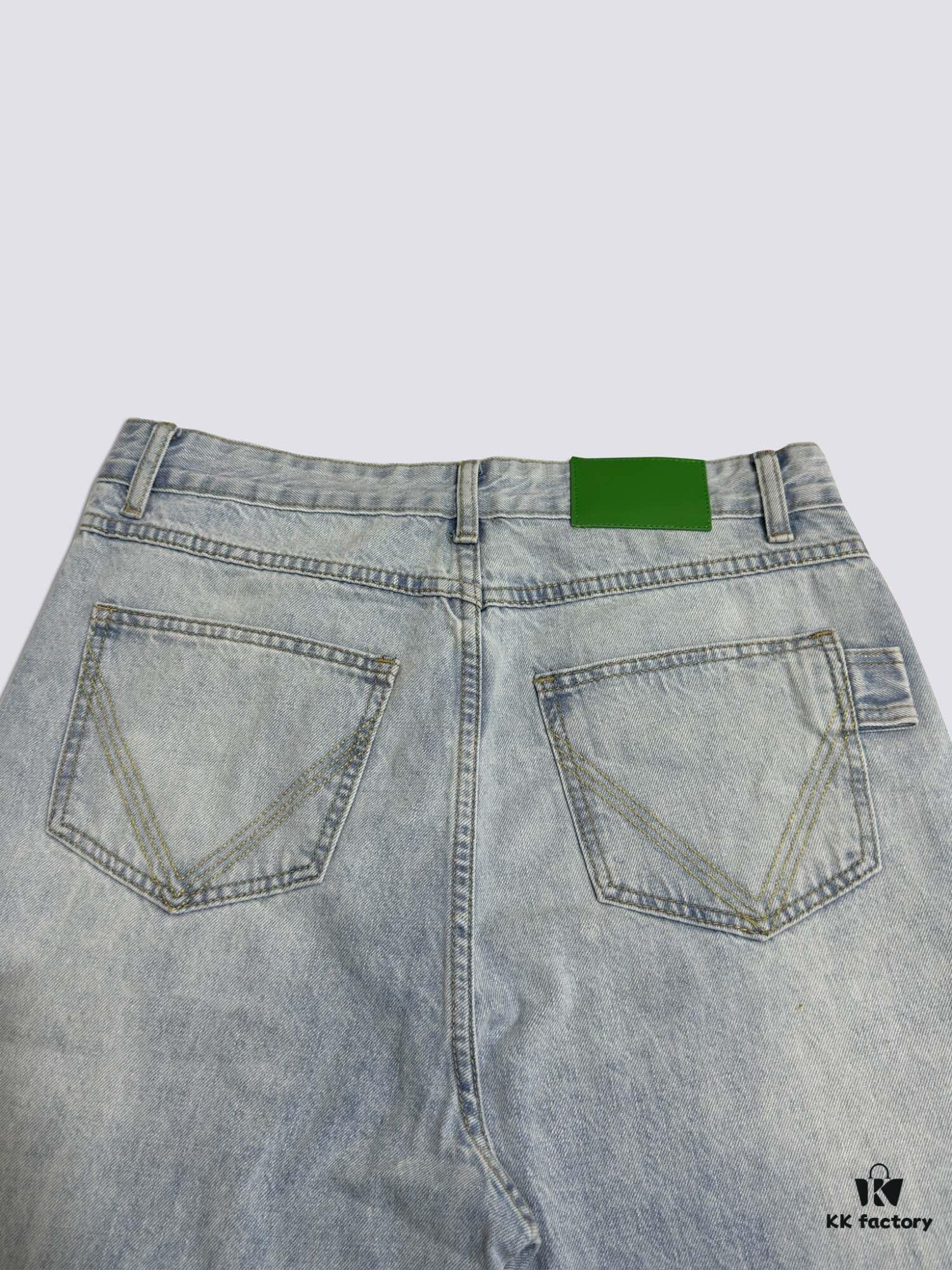 6931a497ccd8ab3d7af98e7c Bottega Veneta BV09 SS23 Solid Color Mid-Rise Zippered Straight Jeans - Unisex Denim