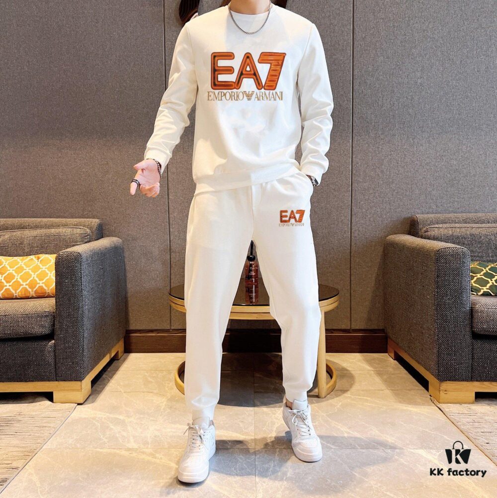Armani (Blessing for Plus-Size) Hot Selling 2025 New Arrival Sweatshirt Set, Official Website Original Version, Premium Designer Craftsmanship, 100% Natural High-Quality Roman Cotton, Comfortable Fit, Elegant and Noble, Authentic Hardware, Cabinet Size M-5XL (Fits up to 220 lbs)