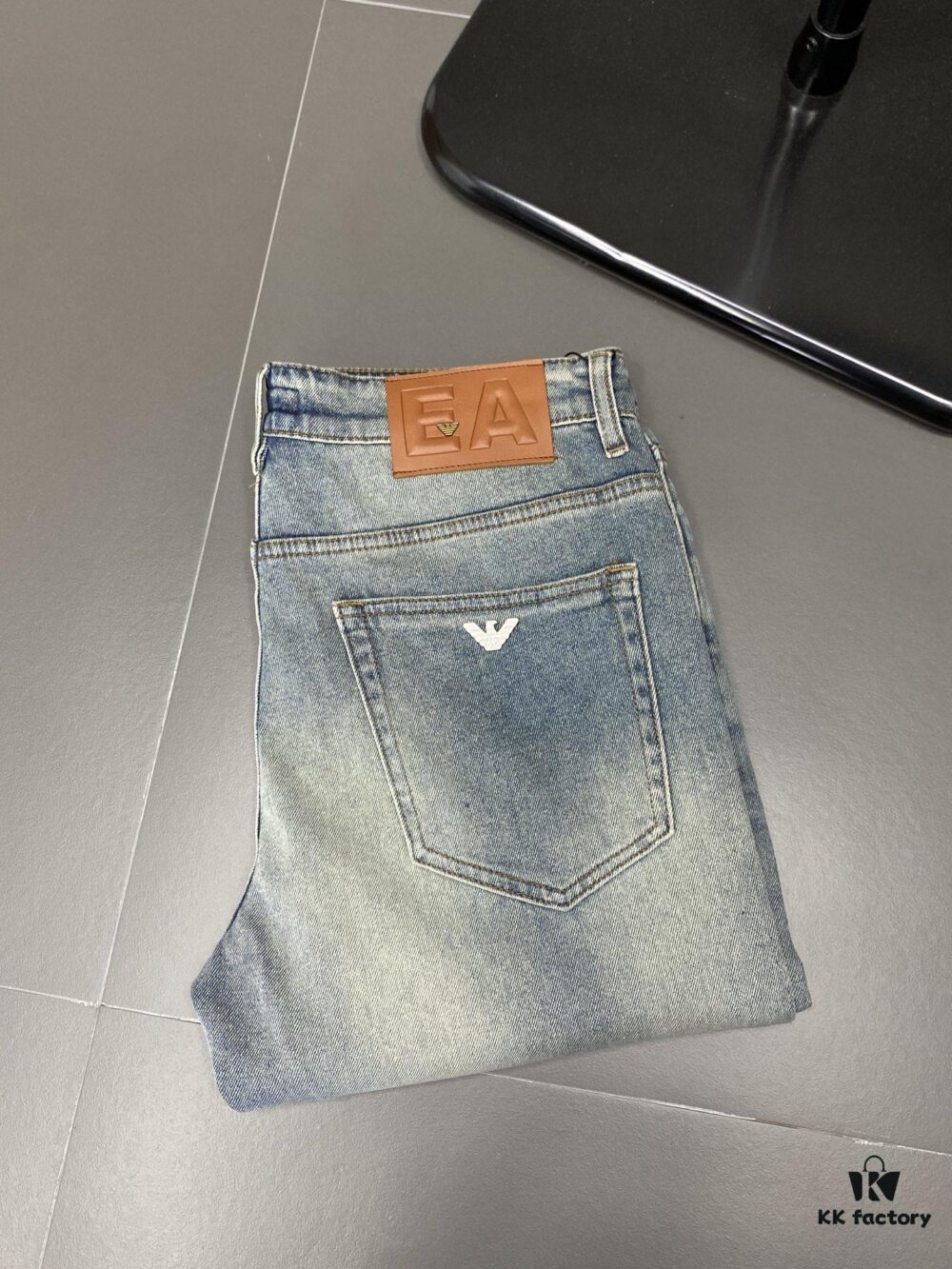 6931a4b2ccd8ab3d7af98ff2 ARMANI Men's Premium Casual Jeans, Exclusive New Arrival, High-End Version, Breathable Comfortable Fabric, Soft and Smooth Texture, Modern Relaxed Fit Design