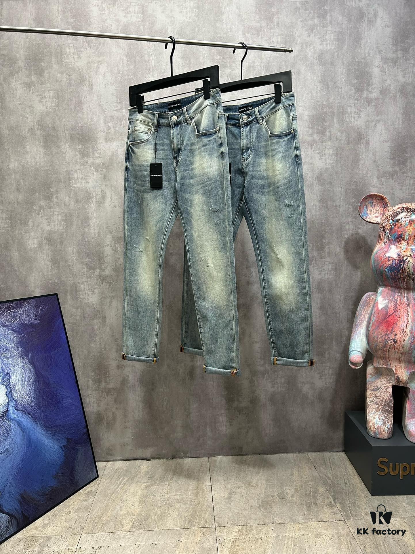 6931a4c2ccd8ab3d7af99114 2024 Hot Selling Armani Counter New Arrival Ultra-Soft Jeans