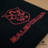 6931a4d3ccd8ab3d7af9922b Balenciaga ➡️ Paris Fashion x Manchester United 25SS Spring Collection Premium Embroidered Logo Short Sleeve Round Neck T-Shirt Unisex