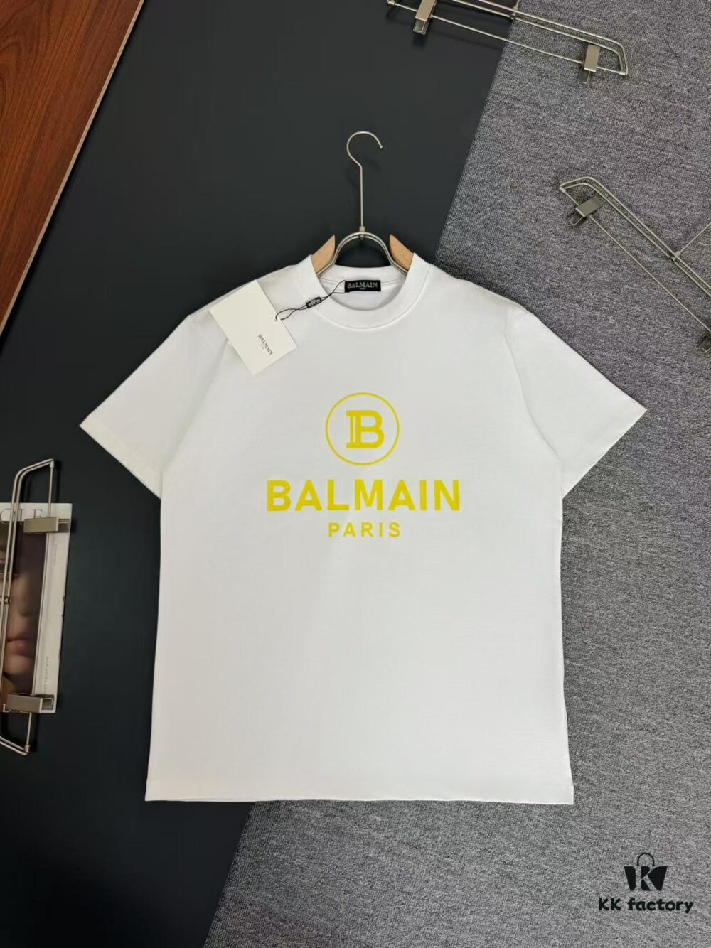 6931a4d6ccd8ab3d7af99264 Balmain Heavyweight 320g Cotton T-Shirt with Logo Print, Breathable Loose-Fit Short-Sleeve Crew Neck Tee for Spring and Summer
