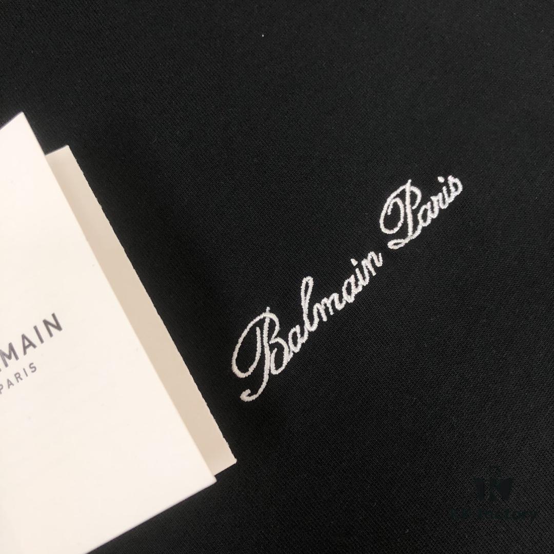 BALMAIN 2025 Spring/Summer Collection Round-Neck Short-Sleeve T-Shirt with Custom Embroidered Logo – Same as Official Counter Version