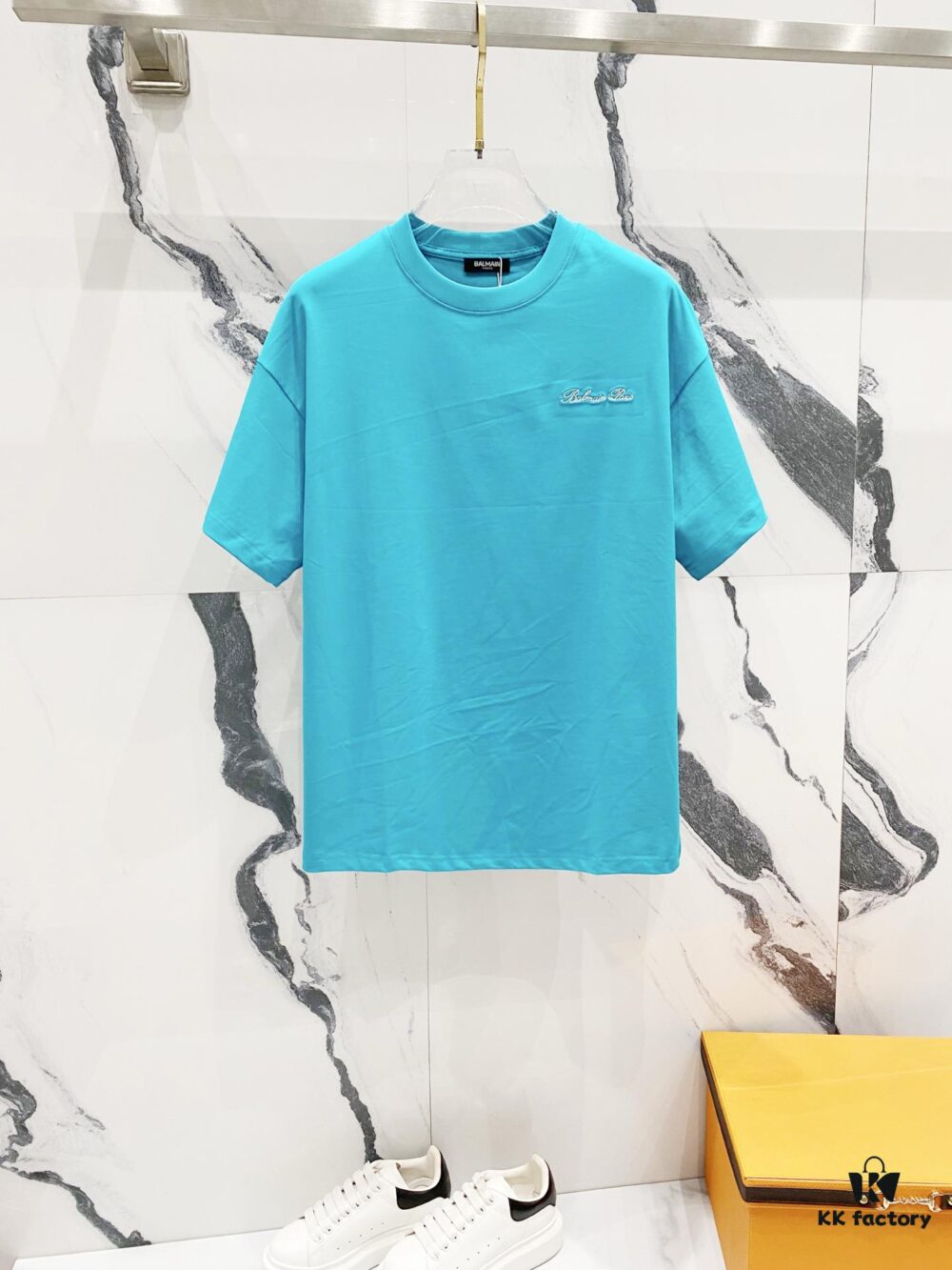 6931a4daccd8ab3d7af992ac BALMAIN Crew Neck Short Sleeve T-Shirt 260g with Embroidered Logo