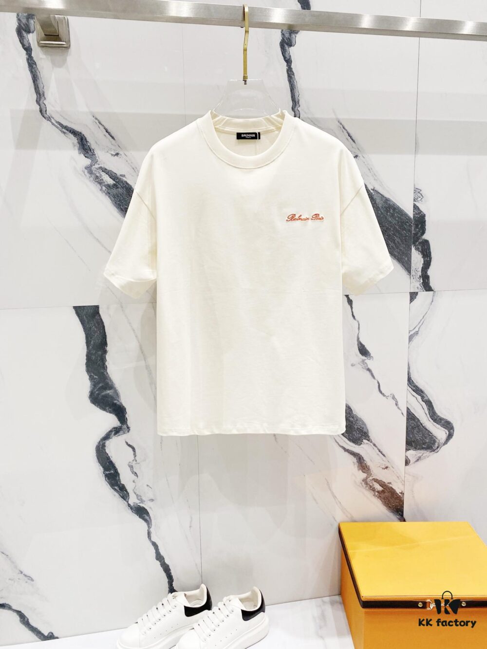 6931a4dcccd8ab3d7af992cc BALMAIN Men's 260g Crew Neck Short Sleeve T-Shirt with Embroidered Logo and Brand Print