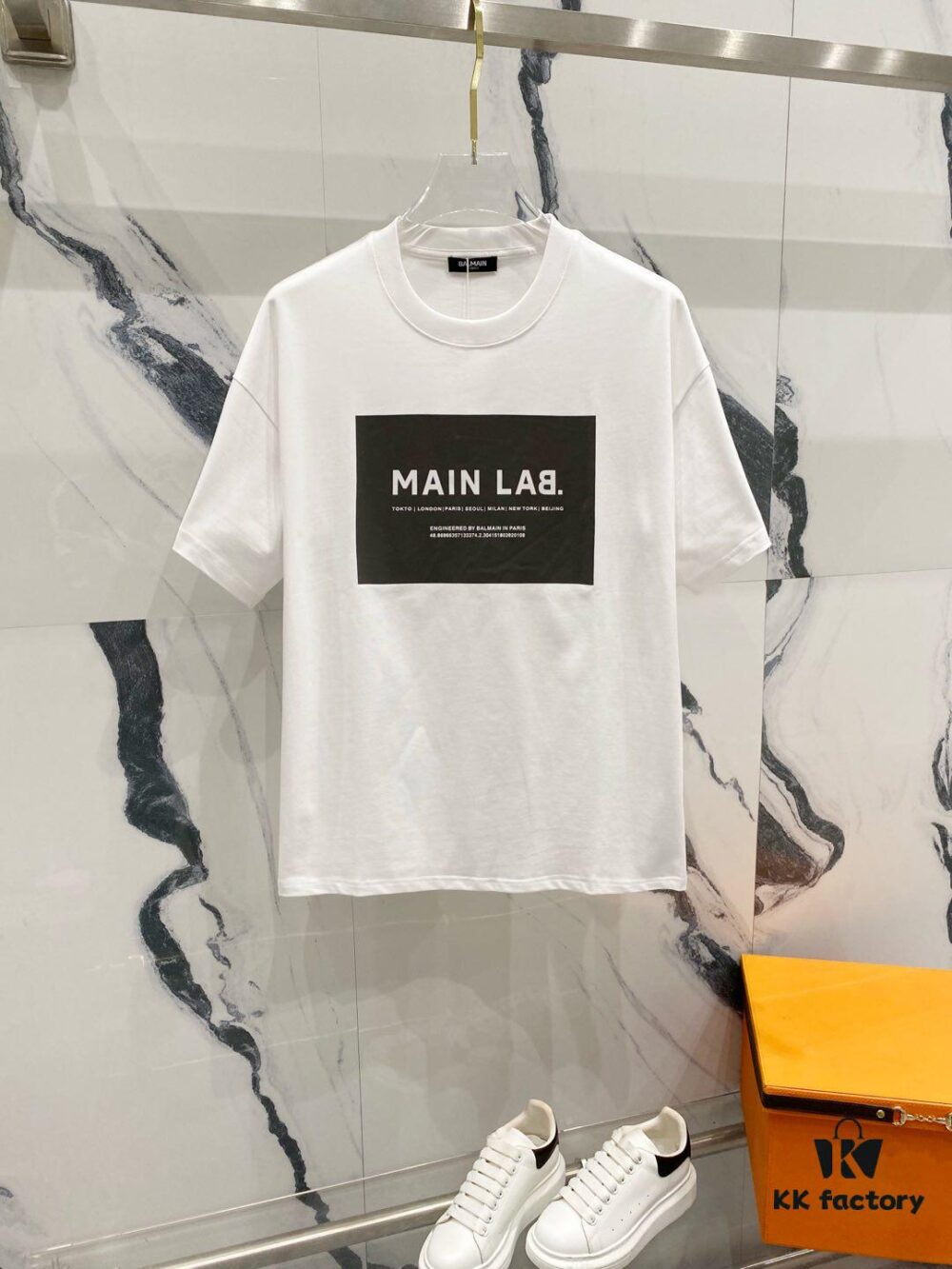 BALMAIN 260g Crew Neck Short Sleeve T-Shirt with Brand Overlapping Letter Print Logo Design