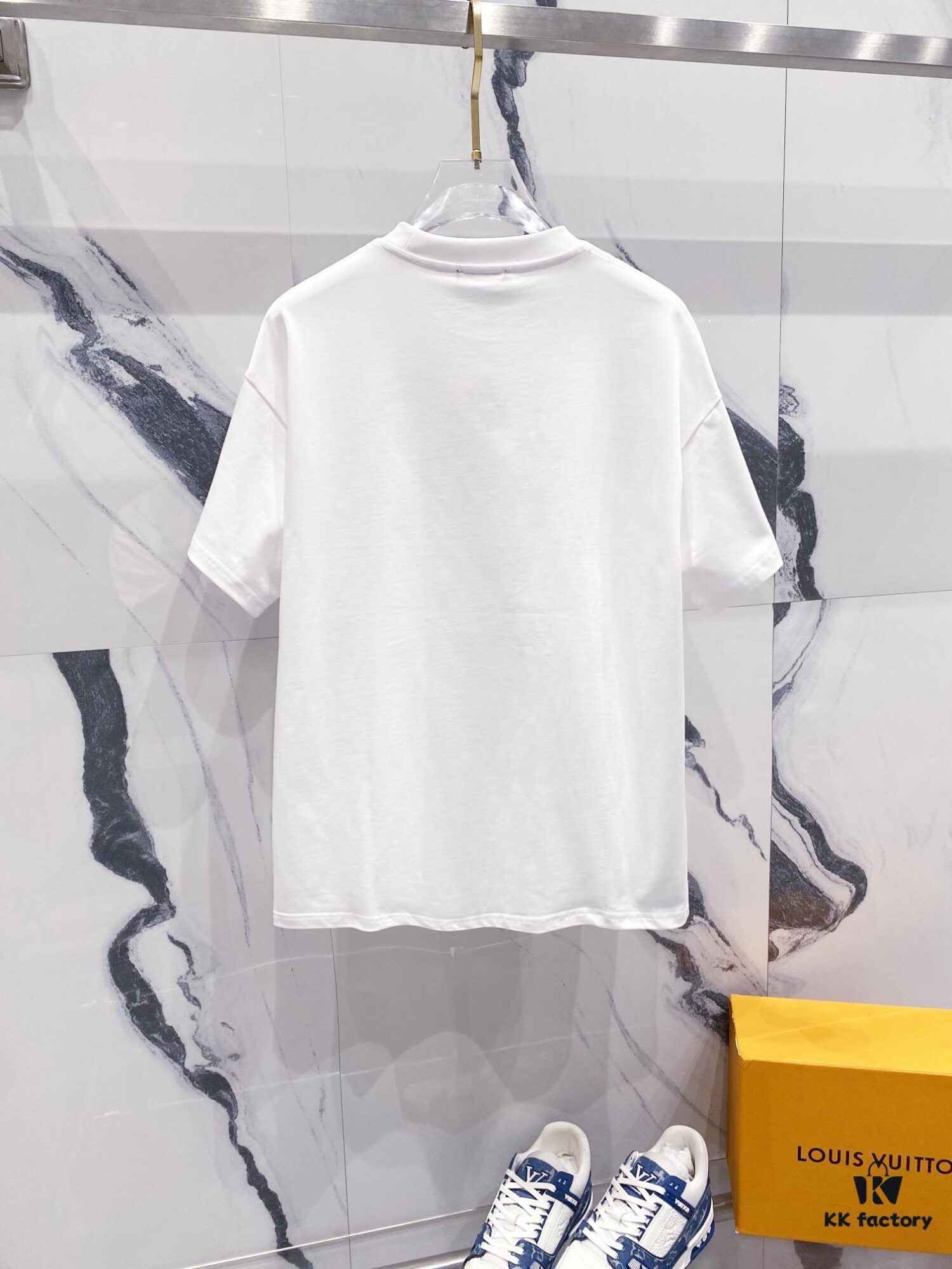 6931a4e6ccd8ab3d7af99381 BALMAIN Crew Neck Short Sleeve T-Shirt 260g Classic Gold Foil Logo Print