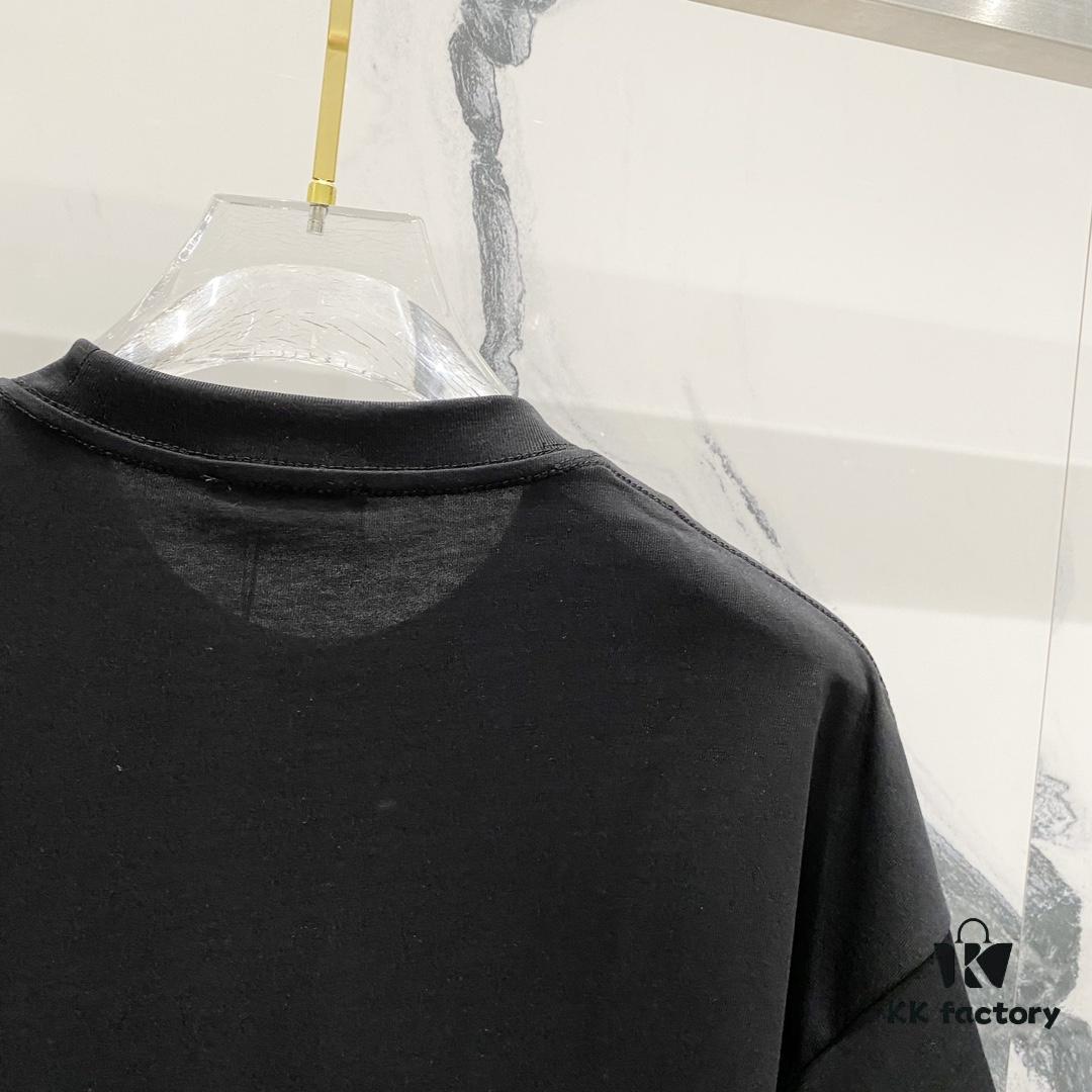 6931a4e7ccd8ab3d7af9938d BALMAIN 260g Crew Neck Short Sleeve T-Shirt with Classic Gold Foil Logo Print