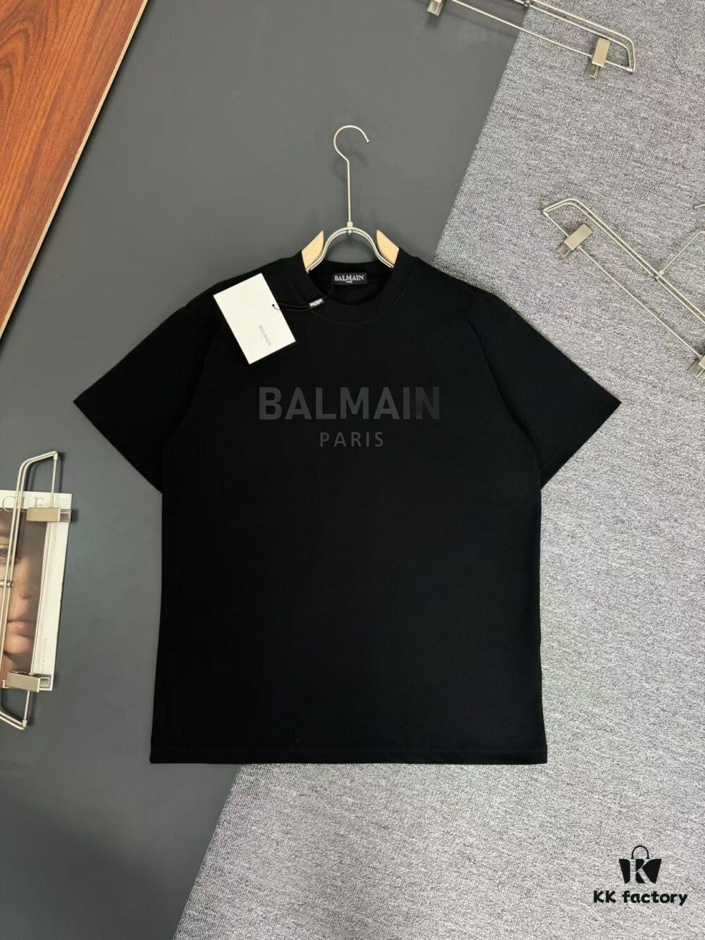 6931a4eaccd8ab3d7af993d3 Balmain Heavyweight 320g Cotton T-Shirt, Thick and Breathable Loose-Fit Fashion Short-Sleeve Crew Neck Tee for Spring and Summer